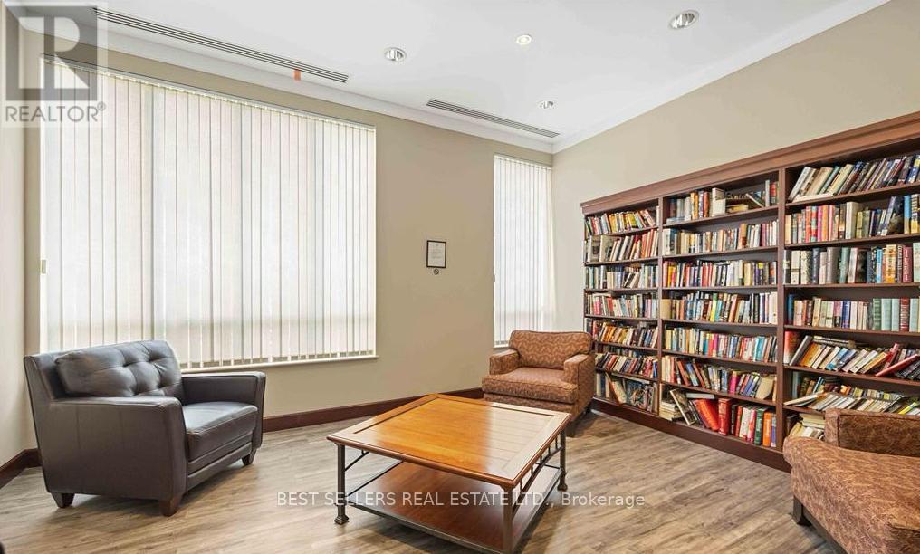 1802 - 1359 Rathburn Road E, Mississauga, Ontario  L4W 5P7 - Photo 23 - W12809582