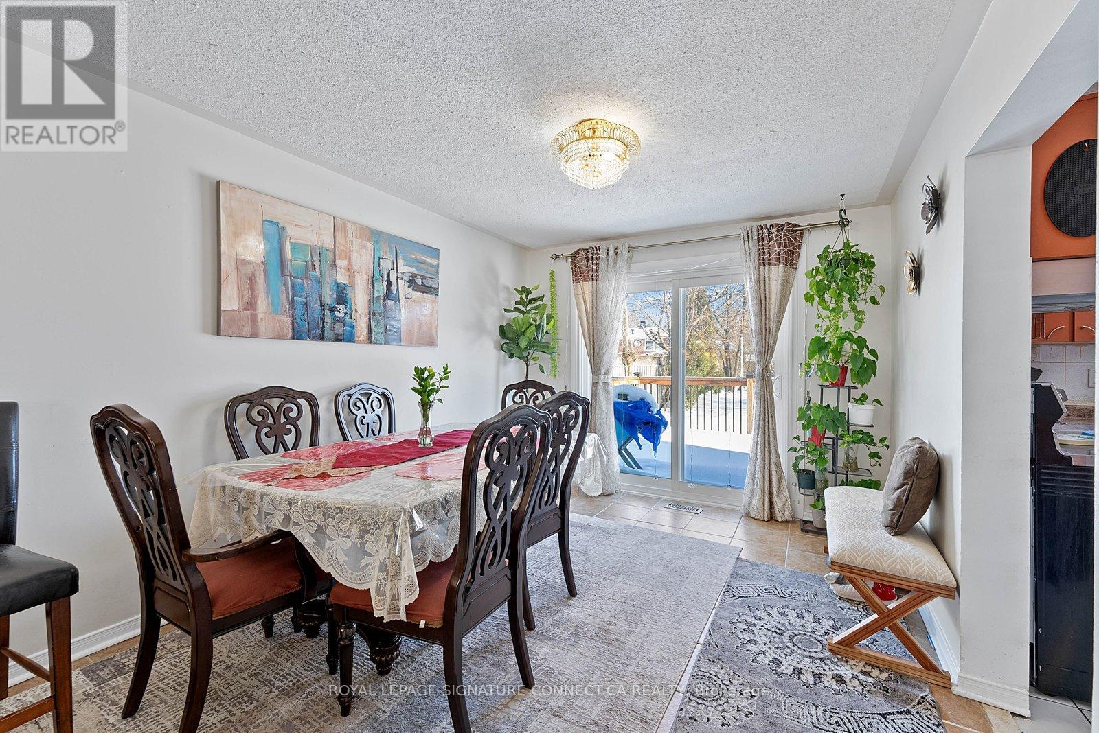 55 Braemar Drive, Brampton, Ontario  L6T 2L5 - Photo 13 - W12809584