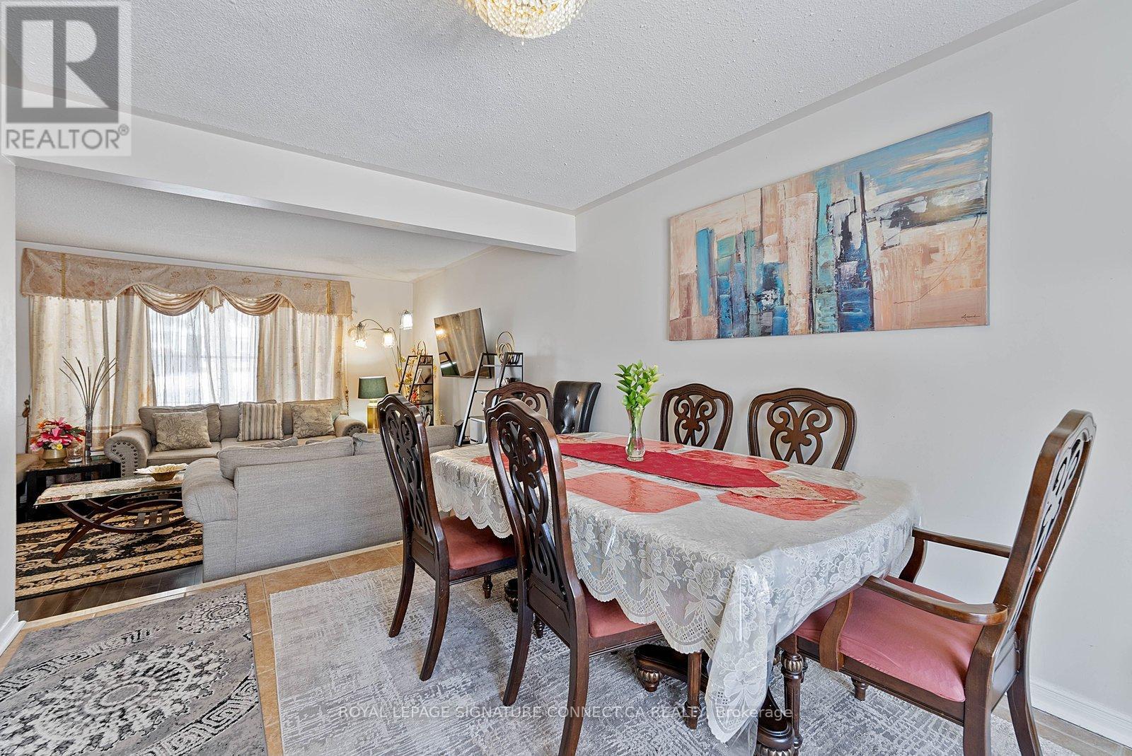 55 Braemar Drive, Brampton, Ontario  L6T 2L5 - Photo 15 - W12809584