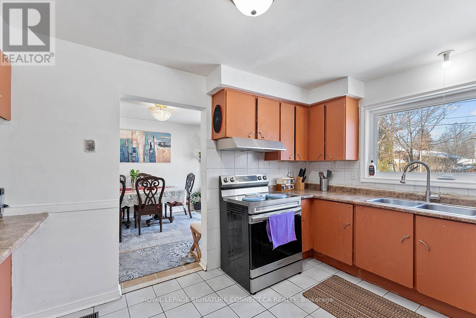 55 Braemar Drive, Brampton, Ontario  L6T 2L5 - Photo 19 - W12809584