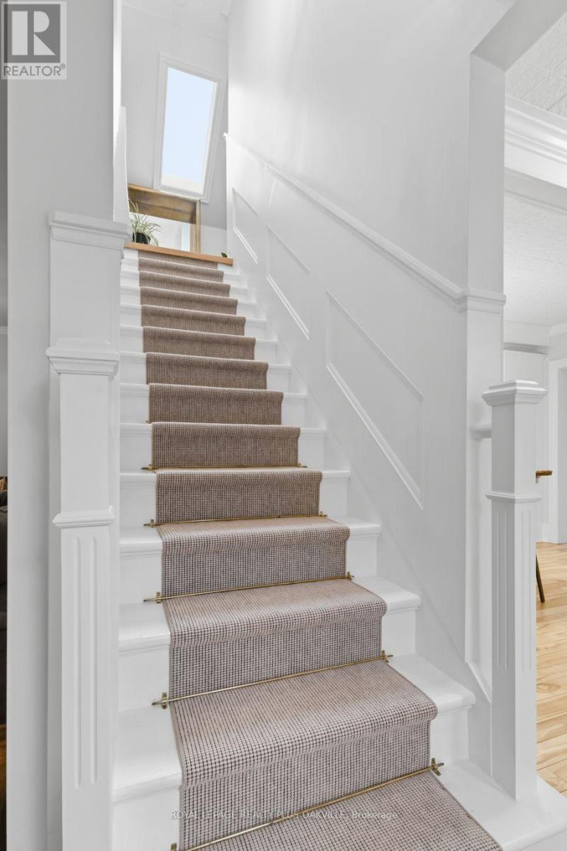 1161 Lockhart Road, Burlington, Ontario  L7S 1G8 - Photo 27 - W12809592