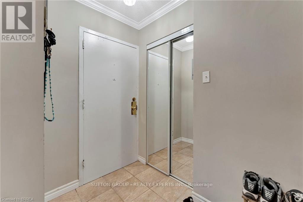 18 - 612 GREY STREET, Brantford, Ontario