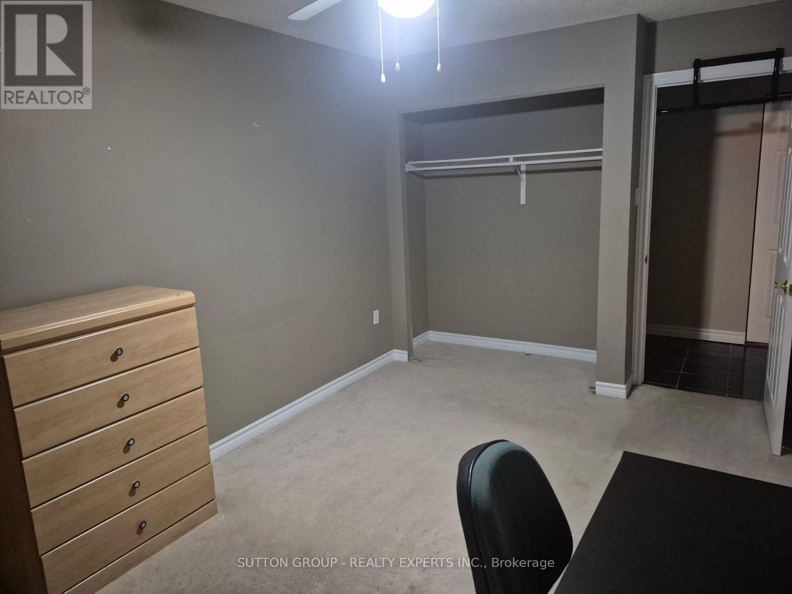 18 - 612 Grey Street, Brantford, Ontario  N3S 4Y1 - Photo 3 - X12809596