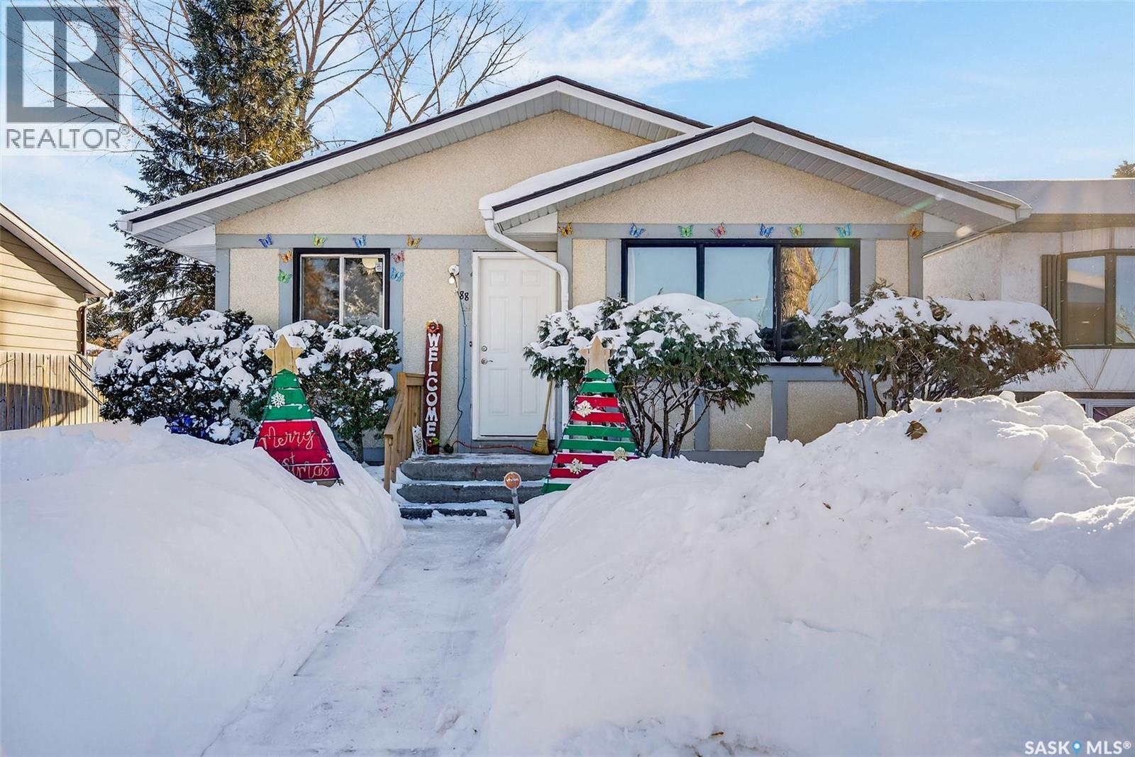 88 Kemp CRESCENT, Prince Albert, Saskatchewan