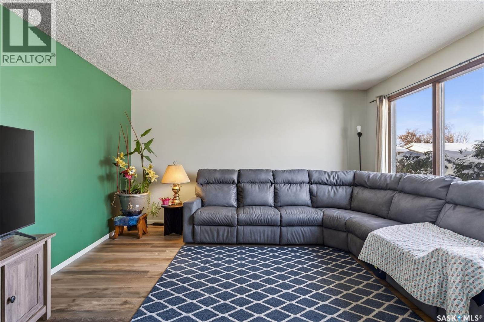 88 Kemp Crescent, Prince Albert, Saskatchewan  S6V 6H1 - Photo 10 - SK028693