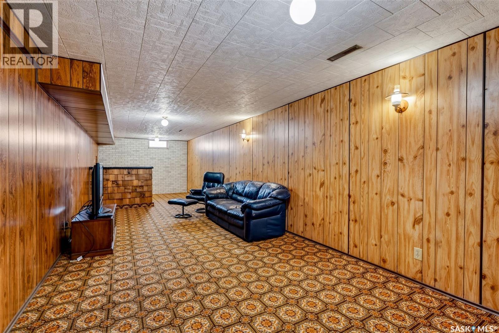 88 Kemp Crescent, Prince Albert, Saskatchewan  S6V 6H1 - Photo 19 - SK028693