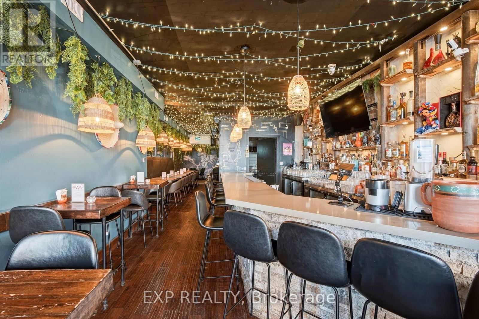 1263 Queen Street W, Toronto, Ontario  M6K 1L5 - Photo 4 - W12809604