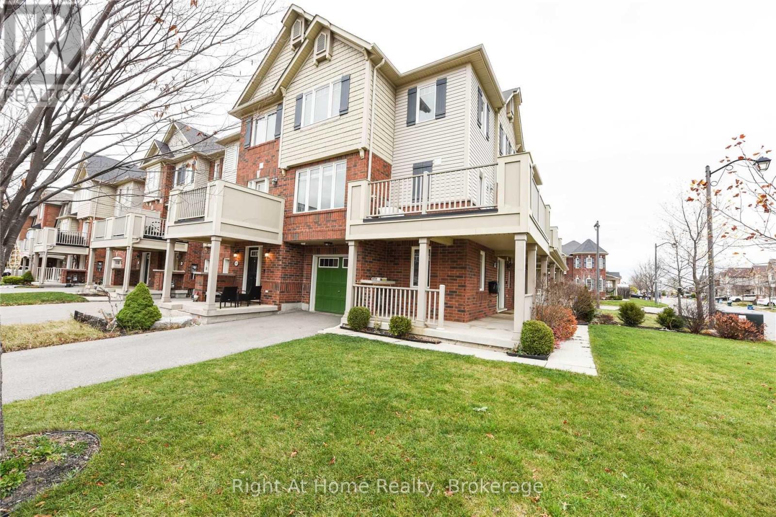 387 Cavanagh Lane, Milton, Ontario  L9T 8J9 - Photo 2 - W12809622