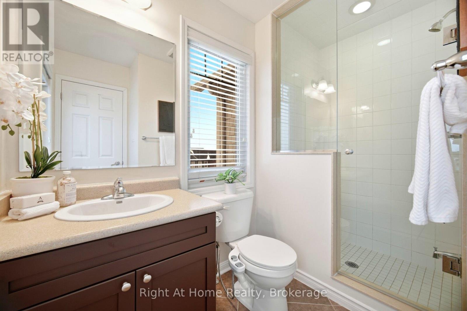 387 Cavanagh Lane, Milton, Ontario  L9T 8J9 - Photo 31 - W12809622