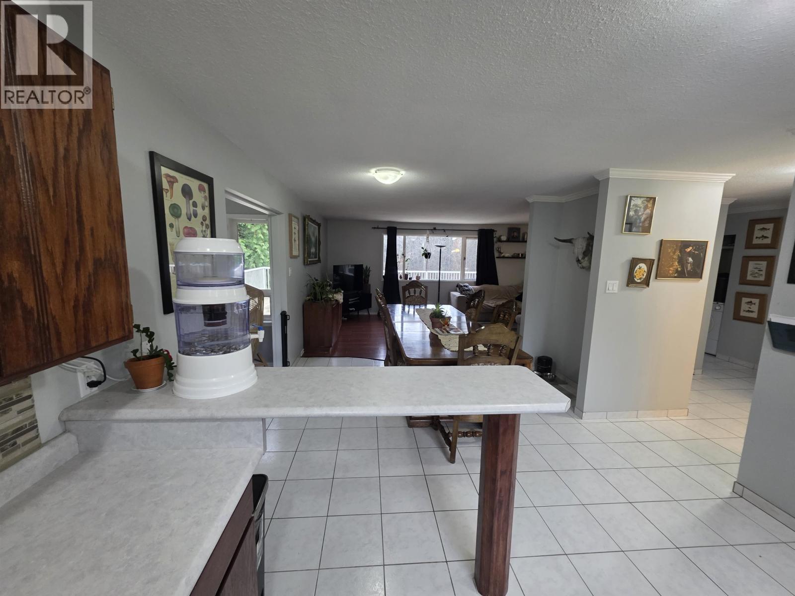 2421 Kroyer Avenue, Terrace, British Columbia  V8G 0G2 - Photo 8 - R3092153