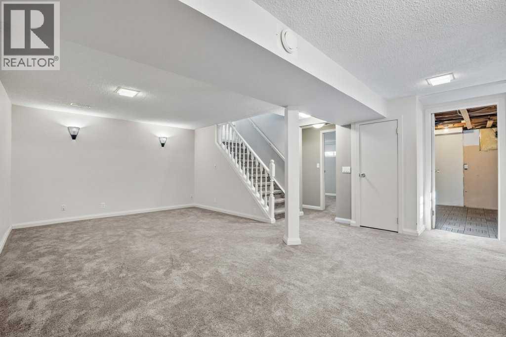 417 Huntington Way Ne, Calgary, Alberta  T2K 5A7 - Photo 24 - A2287372