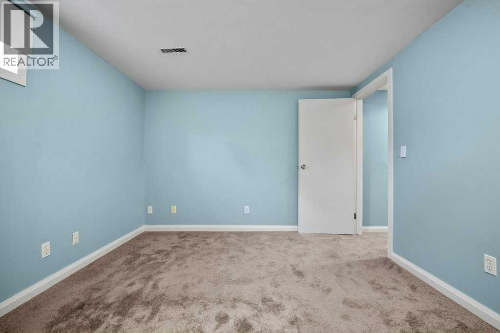 417 Huntington Way Ne, Calgary, Alberta  T2K 5A7 - Photo 31 - A2287372