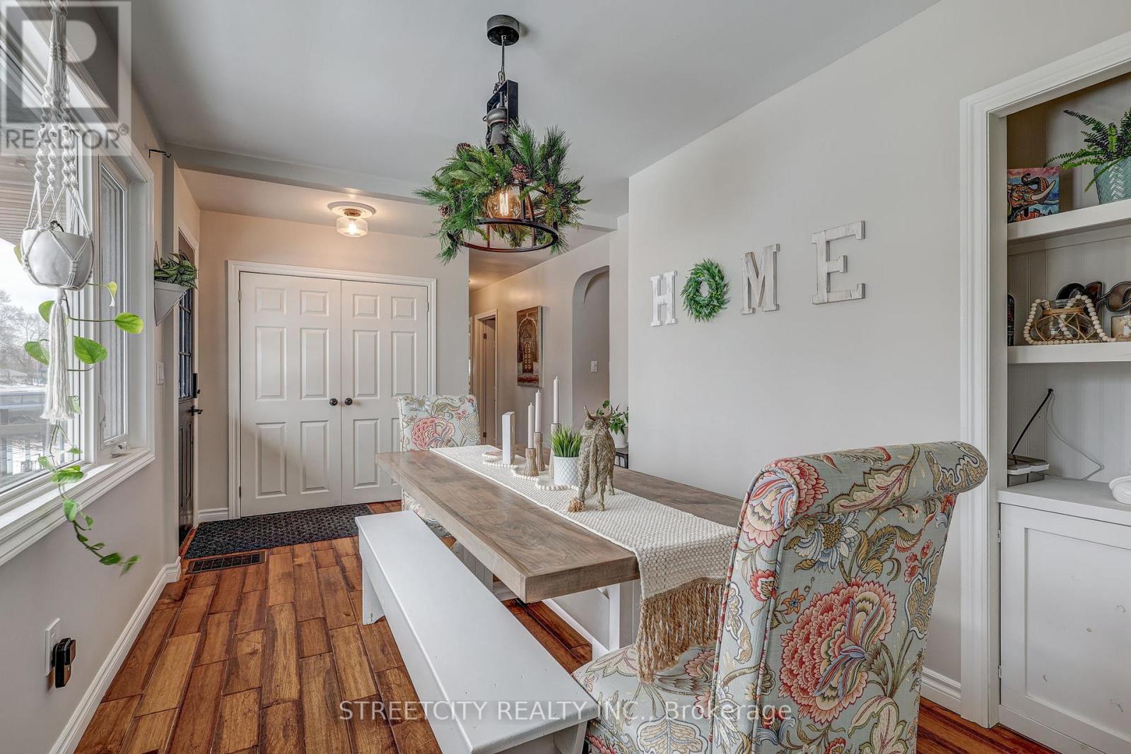 183 Centennial Avenue, Central Elgin, Ontario  N5R 5B3 - Photo 12 - X12809632