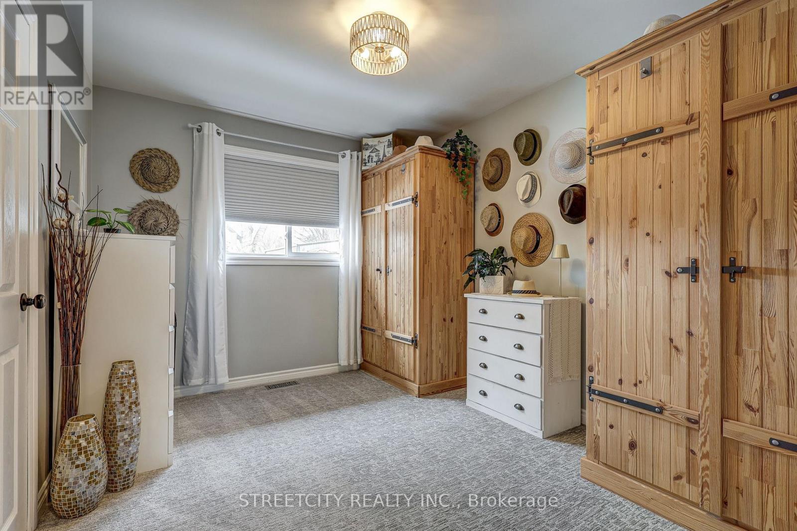 183 Centennial Avenue, Central Elgin, Ontario  N5R 5B3 - Photo 18 - X12809632