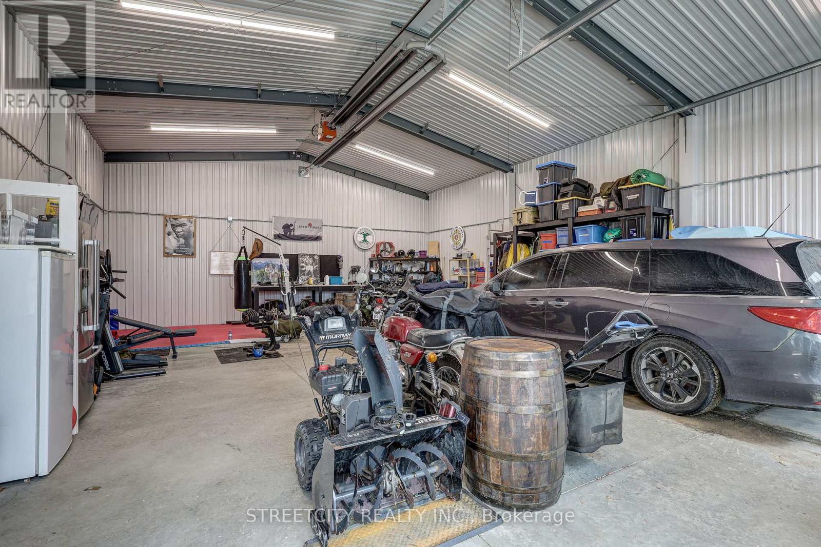 183 Centennial Avenue, Central Elgin, Ontario  N5R 5B3 - Photo 31 - X12809632