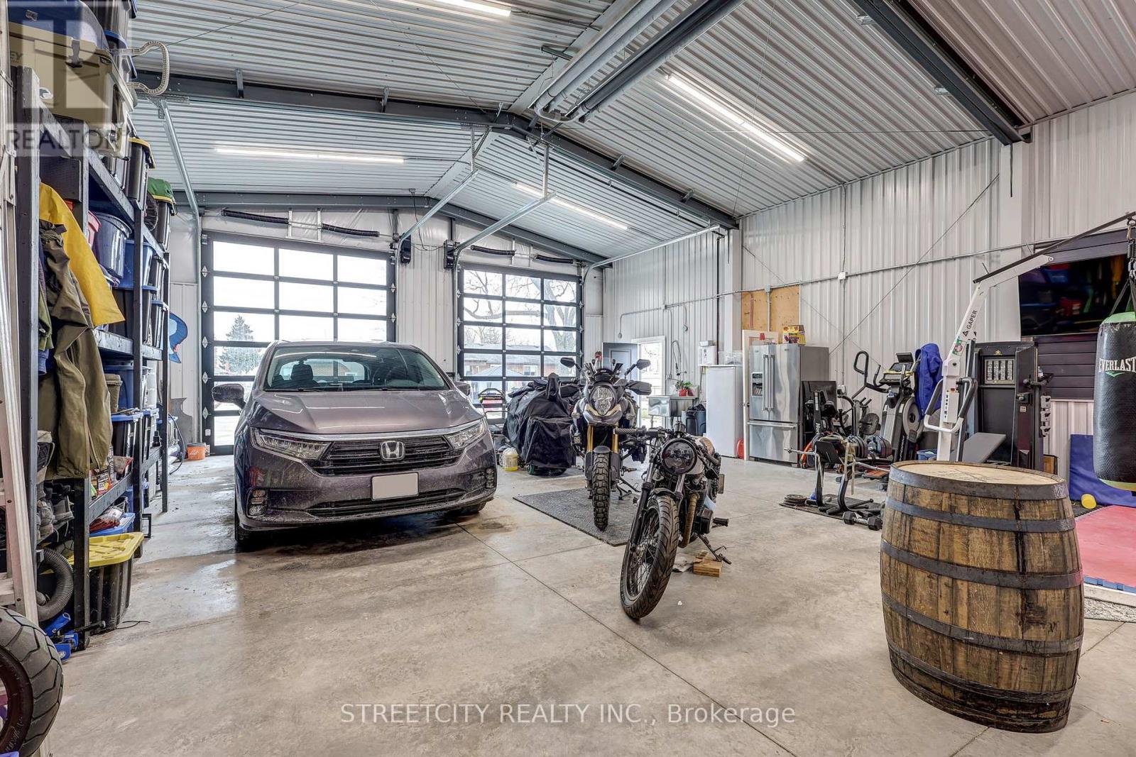 183 Centennial Avenue, Central Elgin, Ontario  N5R 5B3 - Photo 33 - X12809632