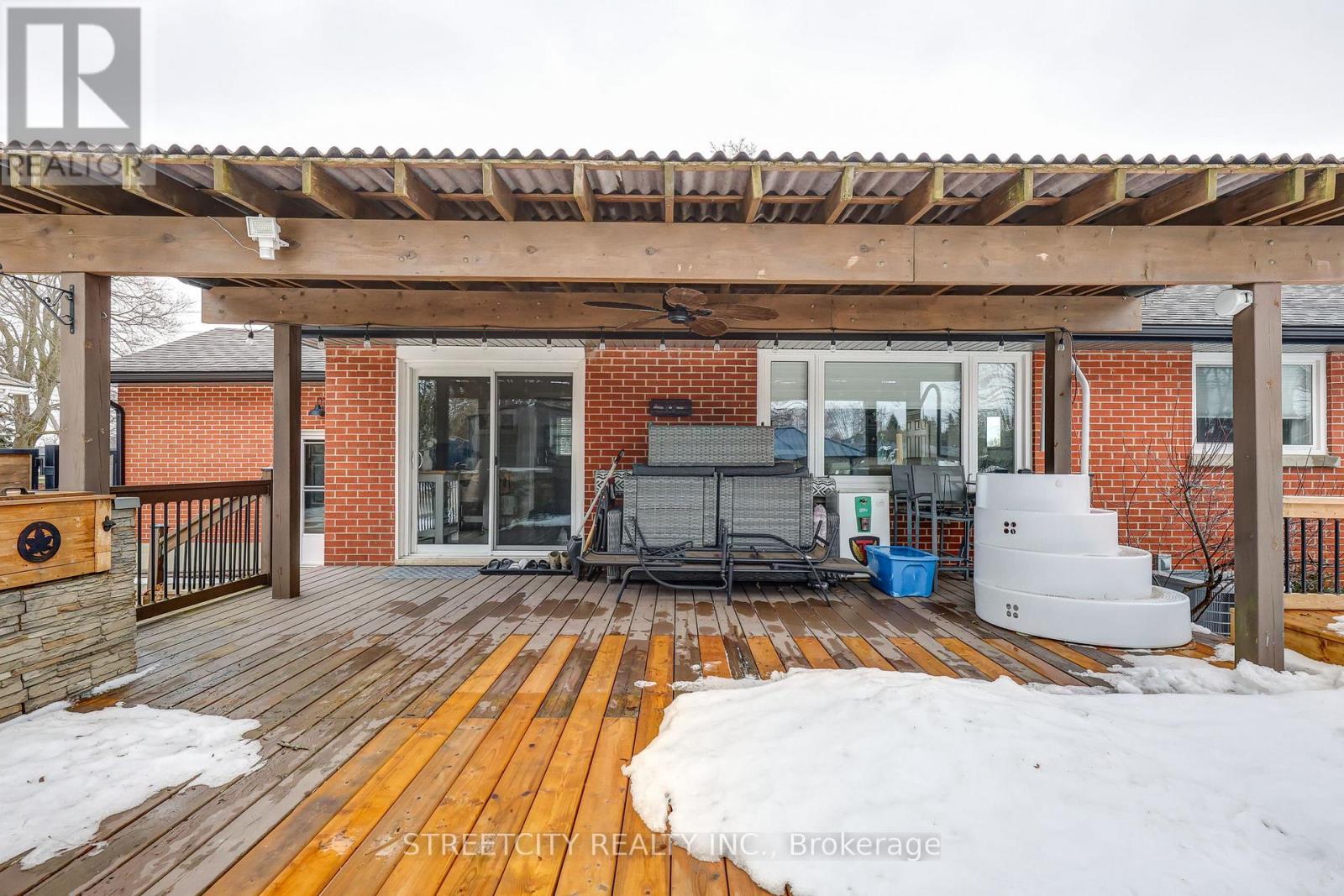 183 Centennial Avenue, Central Elgin, Ontario  N5R 5B3 - Photo 39 - X12809632