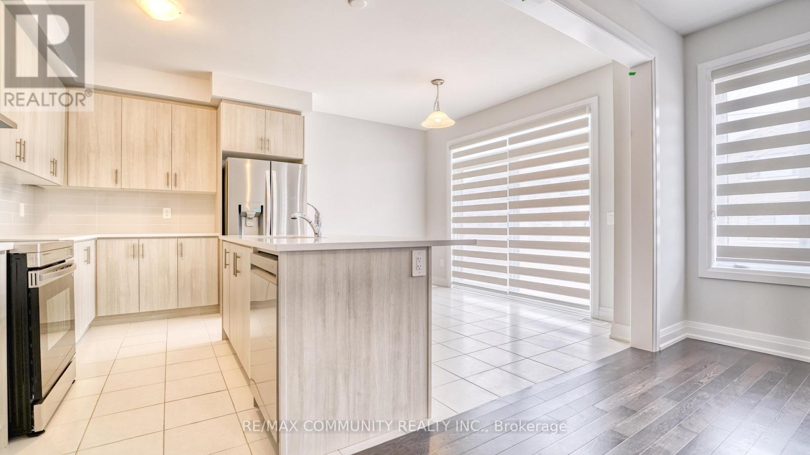 21 Corley Street, Kawartha Lakes (Lindsay), Ontario  K9V 0R2 - Photo 8 - X12790628