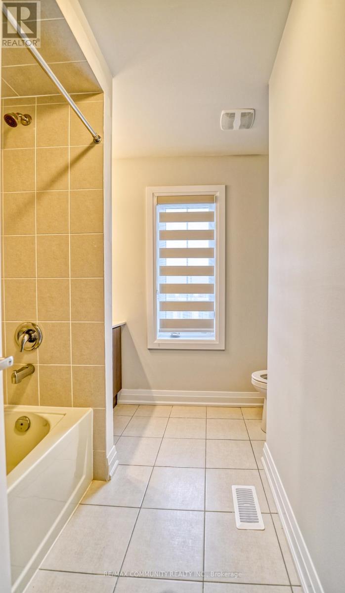 21 Corley Street, Kawartha Lakes (Lindsay), Ontario  K9V 0R2 - Photo 19 - X12790628