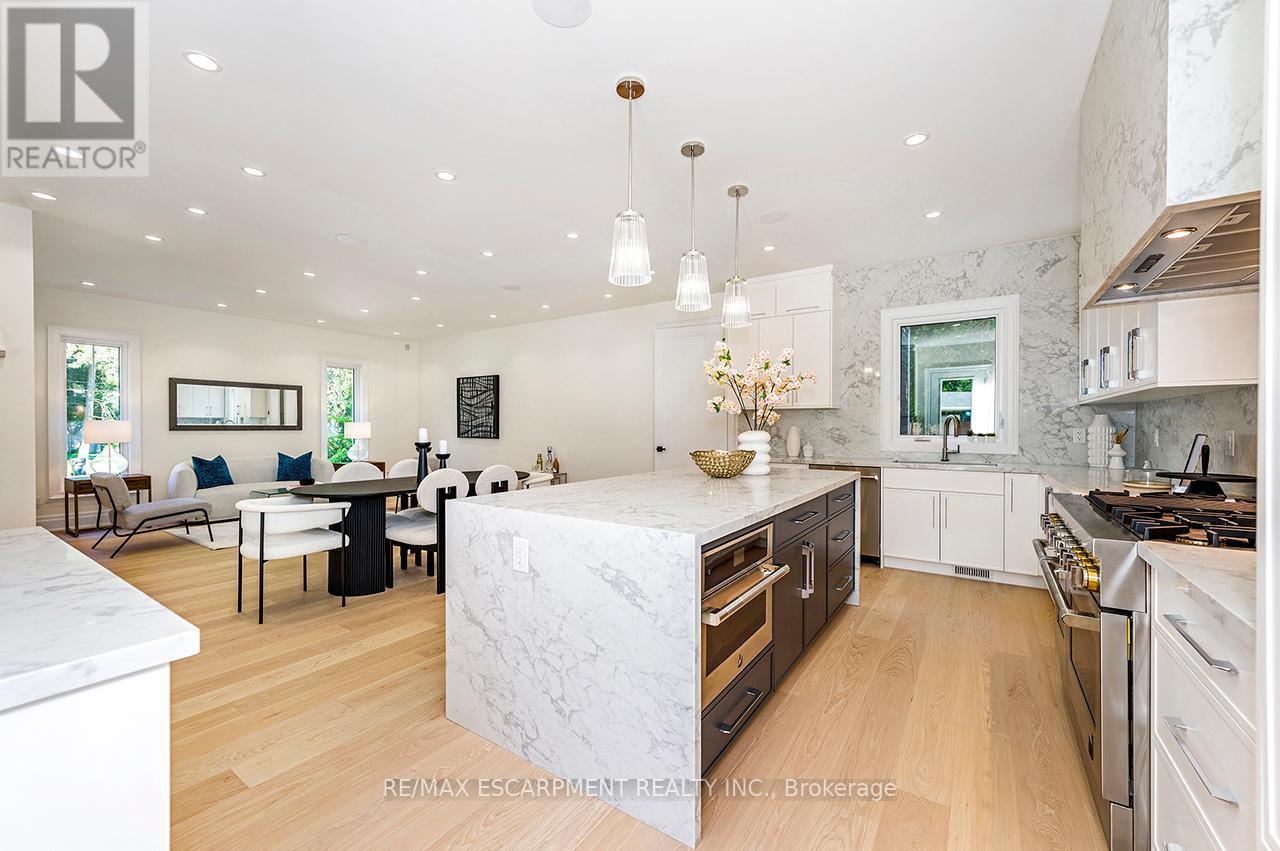 1618 Dogwood Trail, Mississauga, Ontario  L5G 3A5 - Photo 18 - W12809624