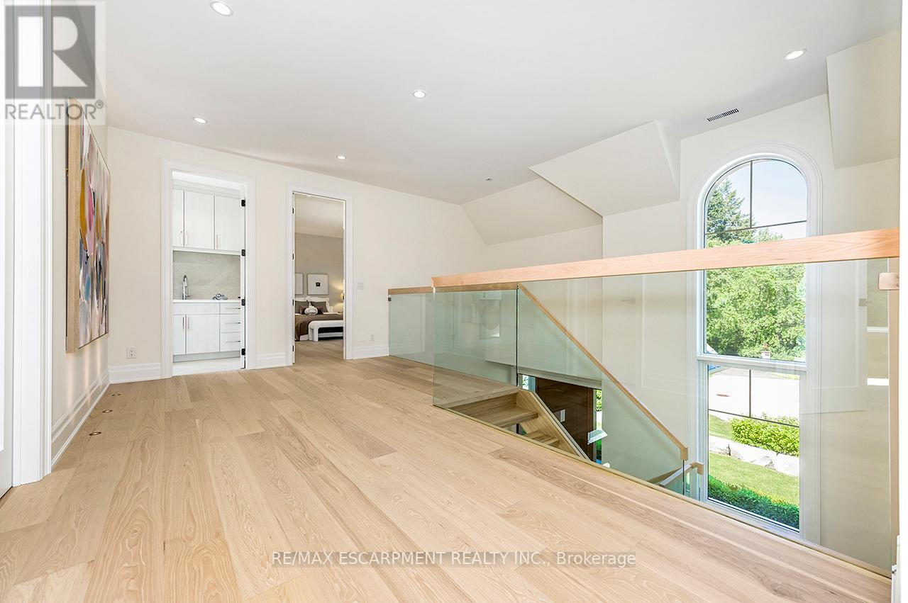 1618 Dogwood Trail, Mississauga, Ontario  L5G 3A5 - Photo 23 - W12809624