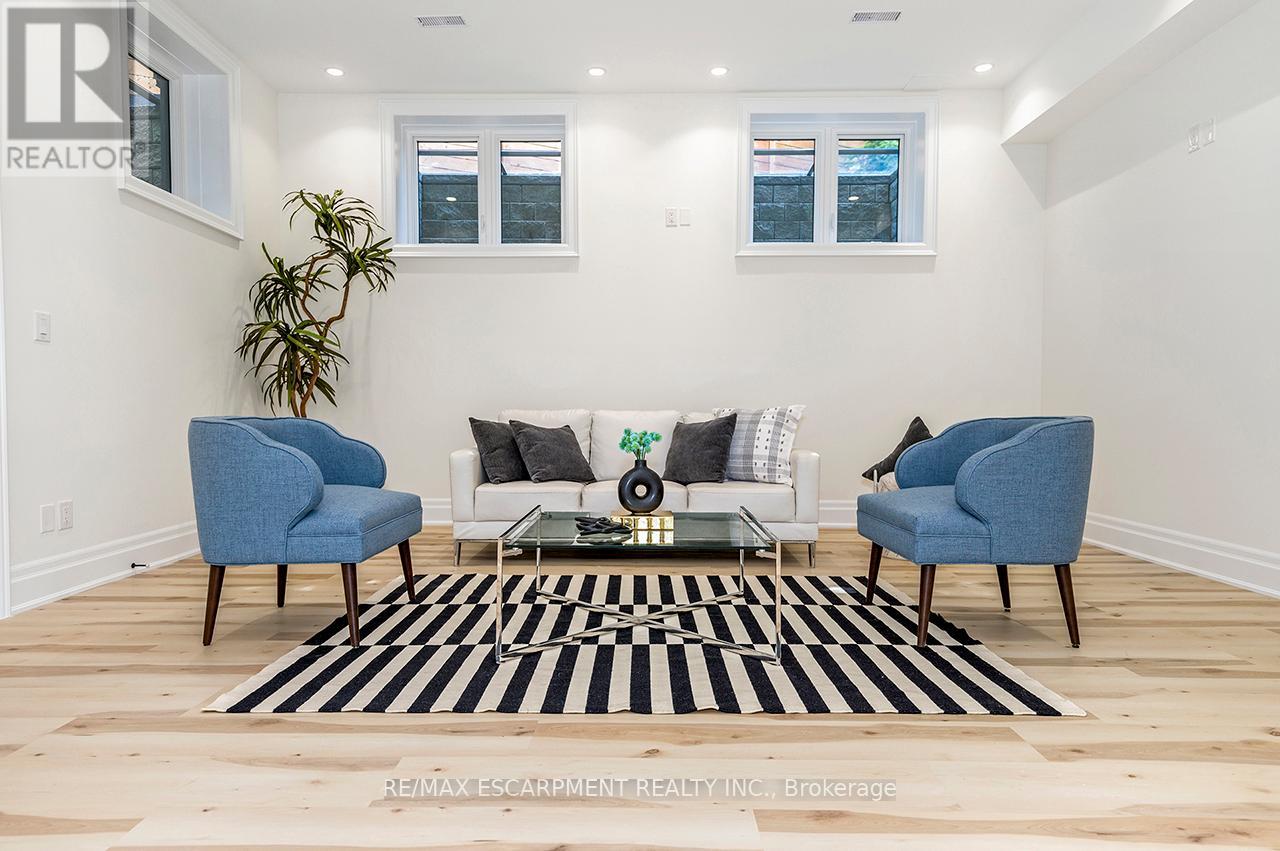 1618 Dogwood Trail, Mississauga, Ontario  L5G 3A5 - Photo 43 - W12809624