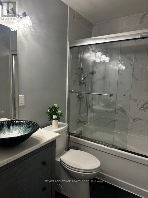 1601 Sandgate Crescent, Mississauga, Ontario  L5J 2E3 - Photo 20 - W12809628