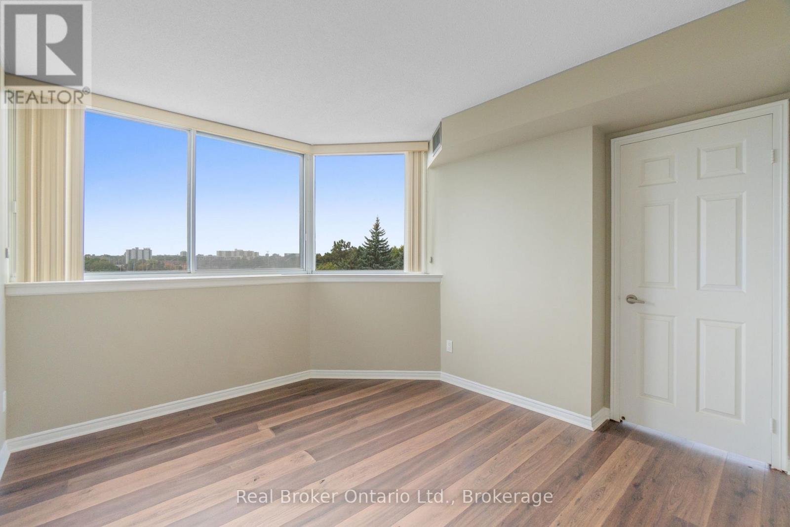 502 - 880 Dundas Street W, Mississauga, Ontario L5C 4H3 - Photo 19 - W12809638