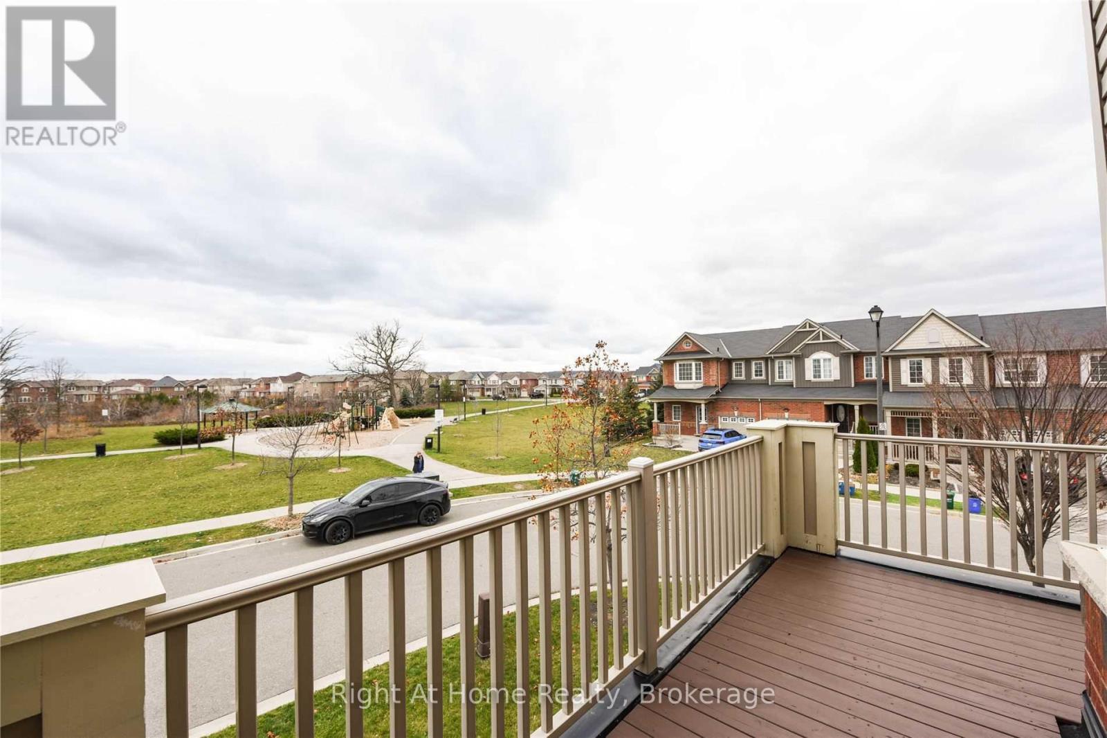 387 Cavanagh Lane, Milton, Ontario  L9T 8J9 - Photo 5 - W12809622