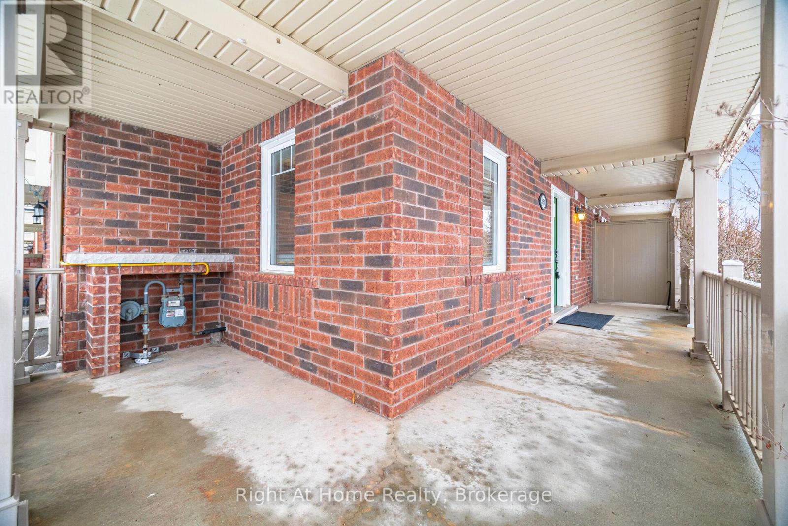 387 Cavanagh Lane, Milton, Ontario  L9T 8J9 - Photo 8 - W12809622