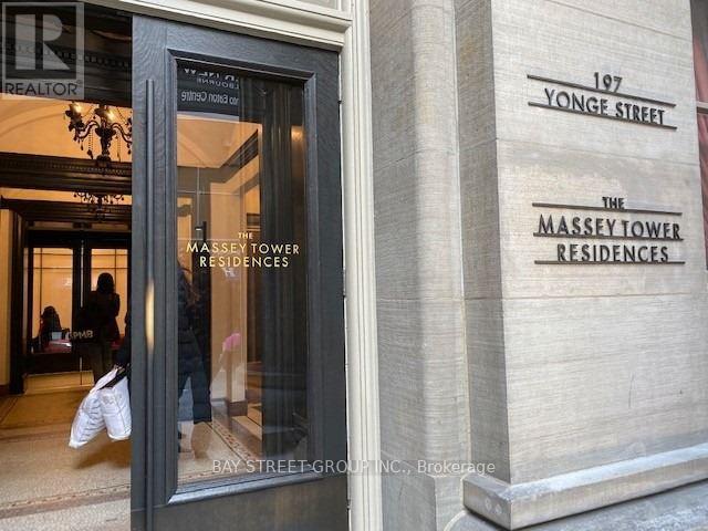5709 - 197 YONGE STREET, Toronto, Ontario