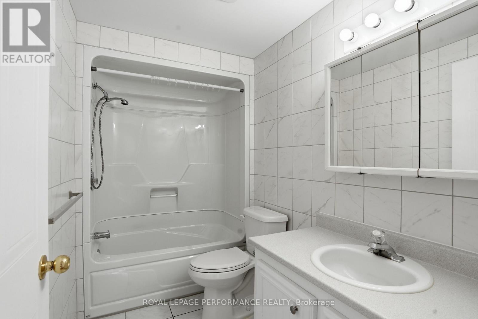 112 - 1101 Clement Street, Hawkesbury, Ontario K6A 3P1 - Photo 20 - X12809654