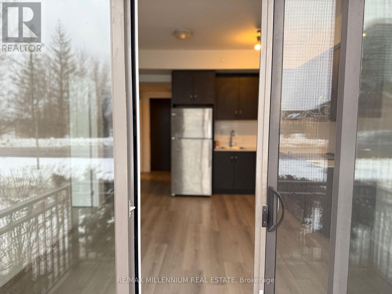 112 - 95 Attmar Drive, Brampton, Ontario  L6P 0Y6 - Photo 18 - W12809476