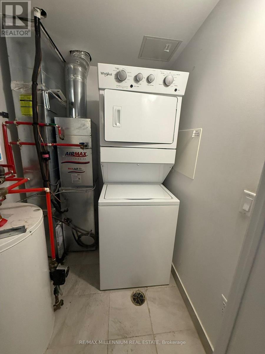 112 - 95 Attmar Drive, Brampton, Ontario  L6P 0Y6 - Photo 22 - W12809476