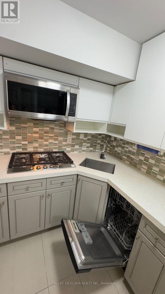 160 Bogert Avenue, Toronto, Ontario  M2N 1K8 - Photo 2 - C12809668