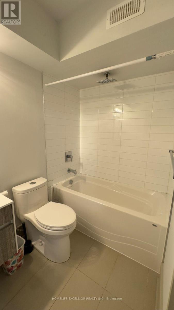 160 Bogert Avenue, Toronto, Ontario  M2N 1K8 - Photo 5 - C12809668