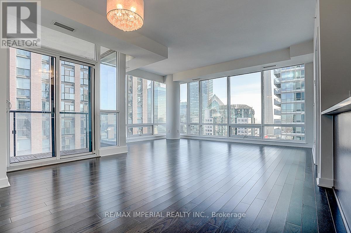 3407 - 295 Adelaide Street W, Toronto, Ontario  M5V 0L4 - Photo 11 - C12678492