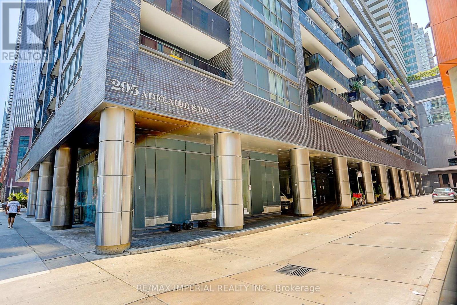 3407 - 295 Adelaide Street W, Toronto, Ontario  M5V 0L4 - Photo 3 - C12678492