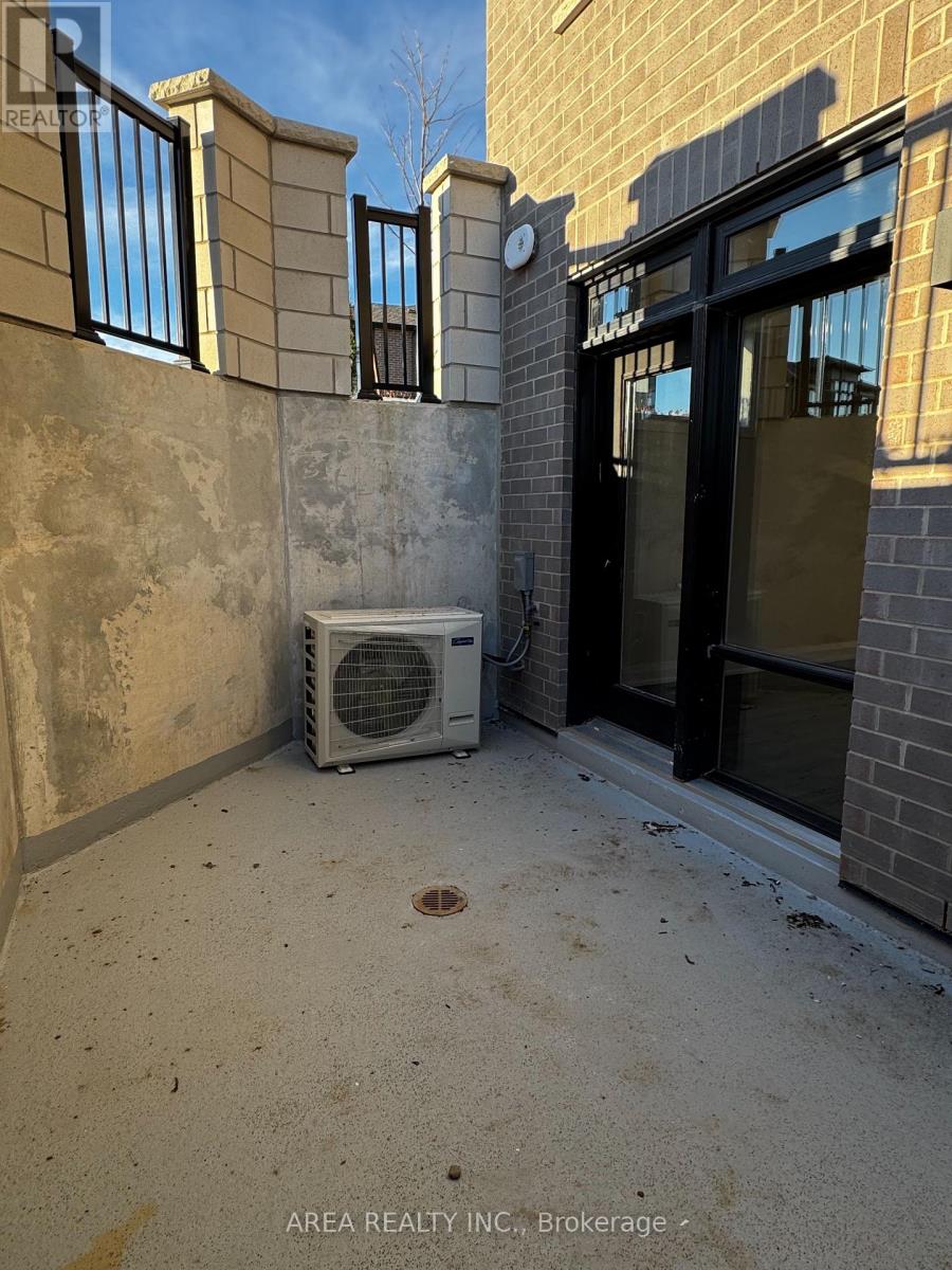 125 - 1565 Rose Way, Milton, Ontario  L9E 0J2 - Photo 18 - W12809674