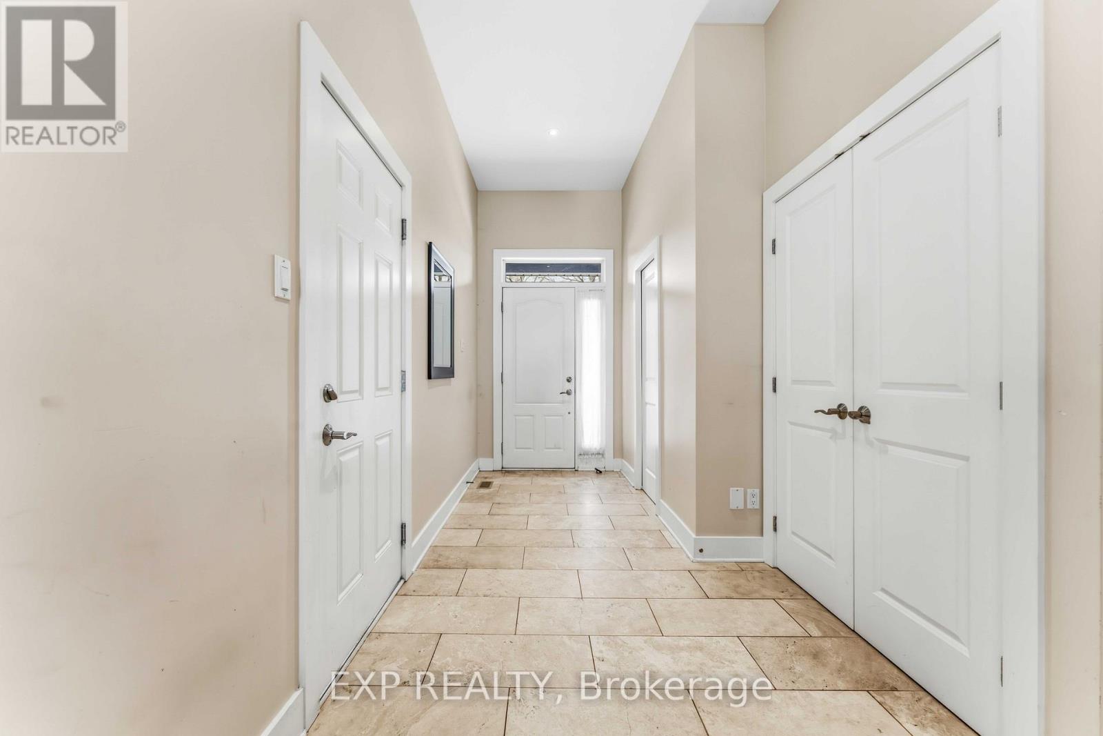 152 Rivington Street, Ottawa, Ontario  K0A 1L0 - Photo 2 - X12809686