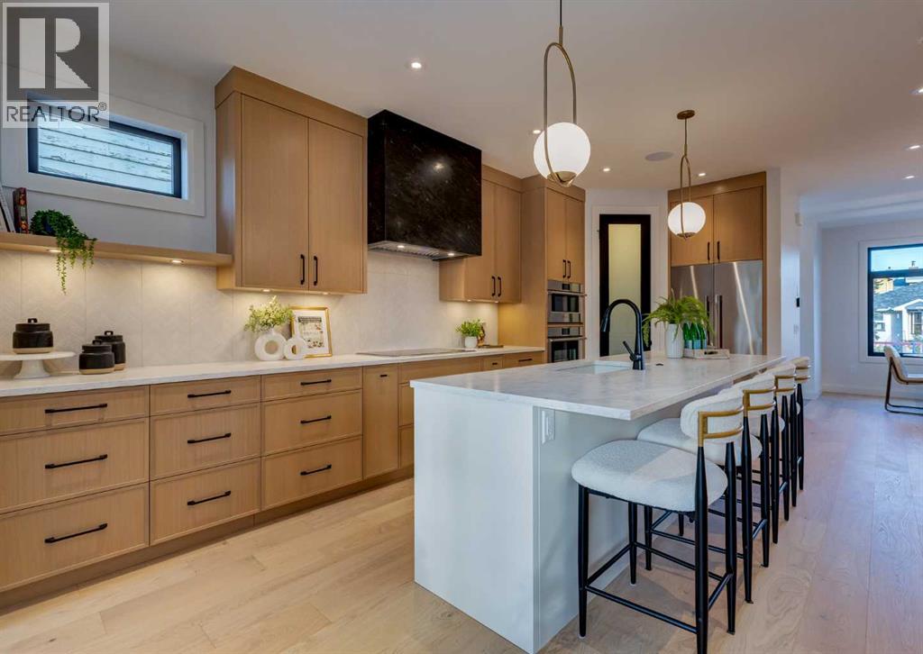 2231 35 Street Sw, Calgary, Alberta  T3E 2X7 - Photo 12 - A2277639