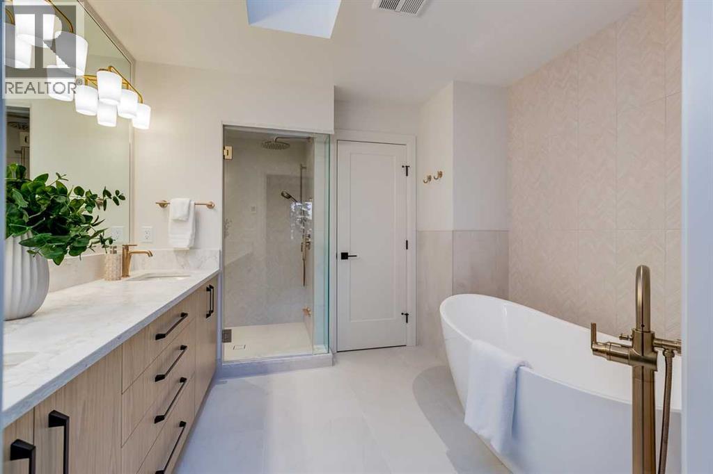 2231 35 Street Sw, Calgary, Alberta  T3E 2X7 - Photo 7 - A2277639