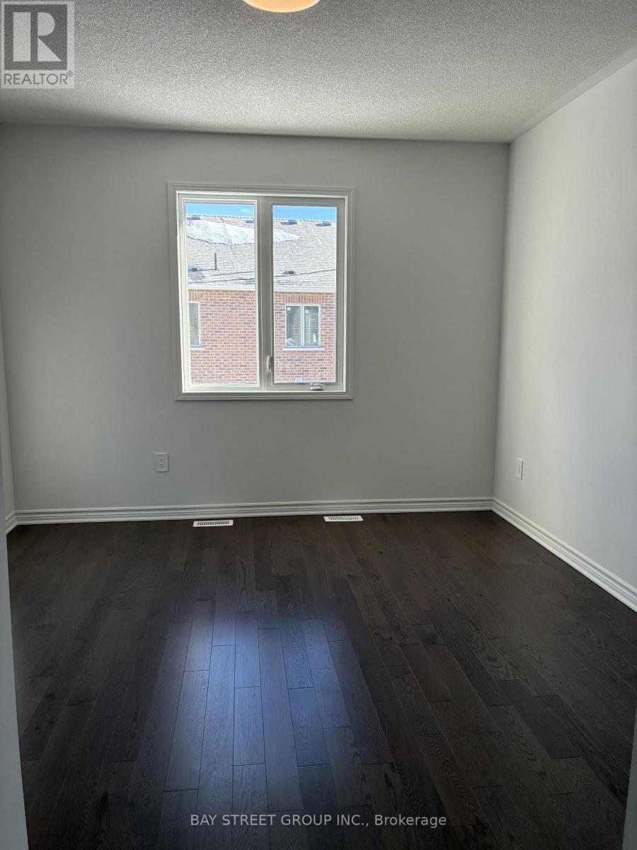 9 Moss Drive E, Markham, Ontario L6C 3S8 - Photo 24 - N12790406