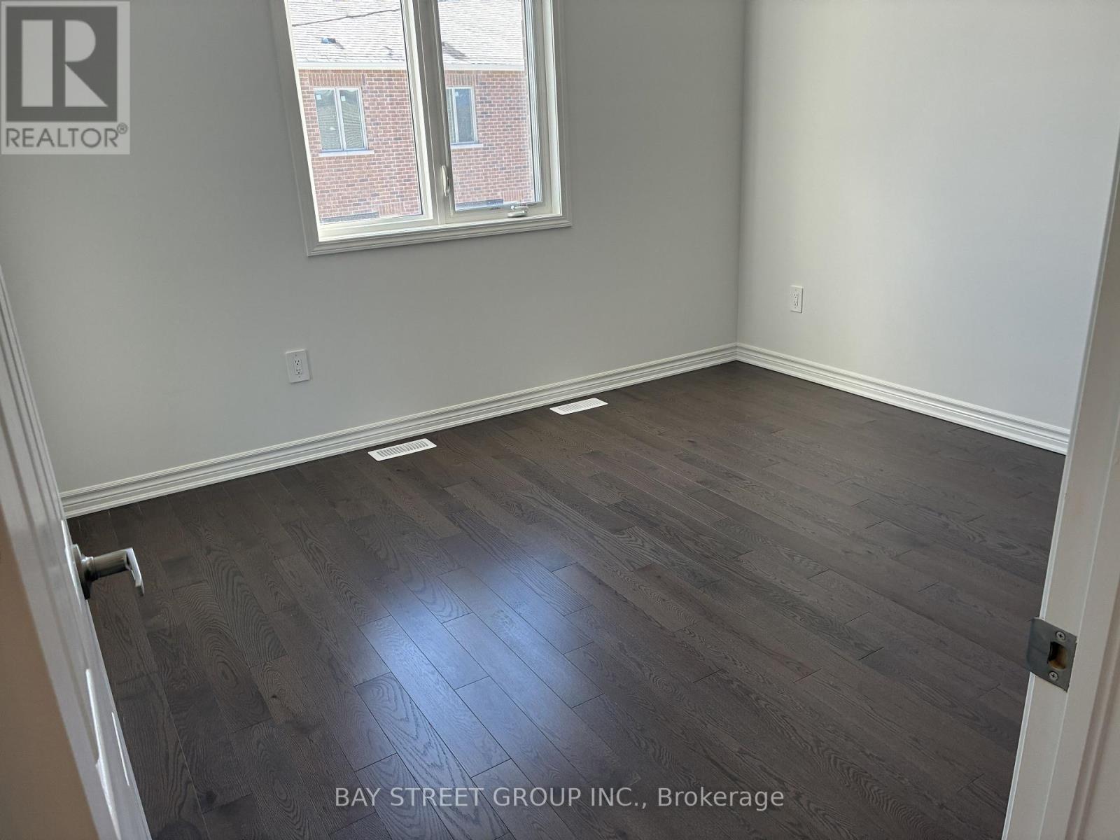 9 Moss Drive E, Markham, Ontario L6C 3S8 - Photo 23 - N12790406