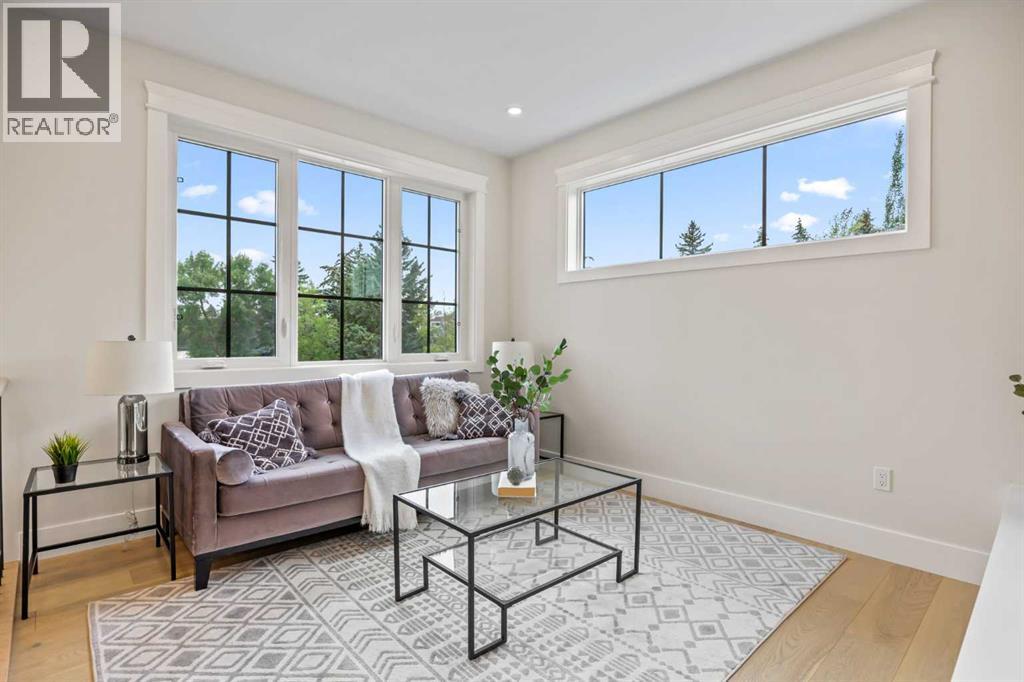 12 Vardana Place Nw, Calgary, Alberta  T3A 0C5 - Photo 19 - A2277940