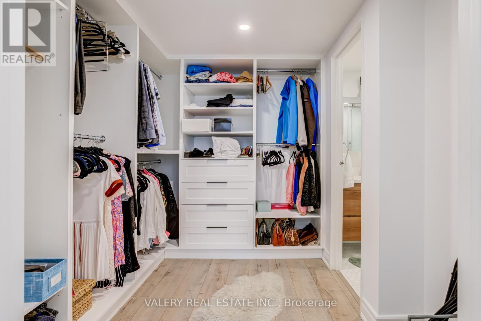 1913 - 55 Harbour Square, Toronto, Ontario  M5J 2L1 - Photo 30 - C12809710