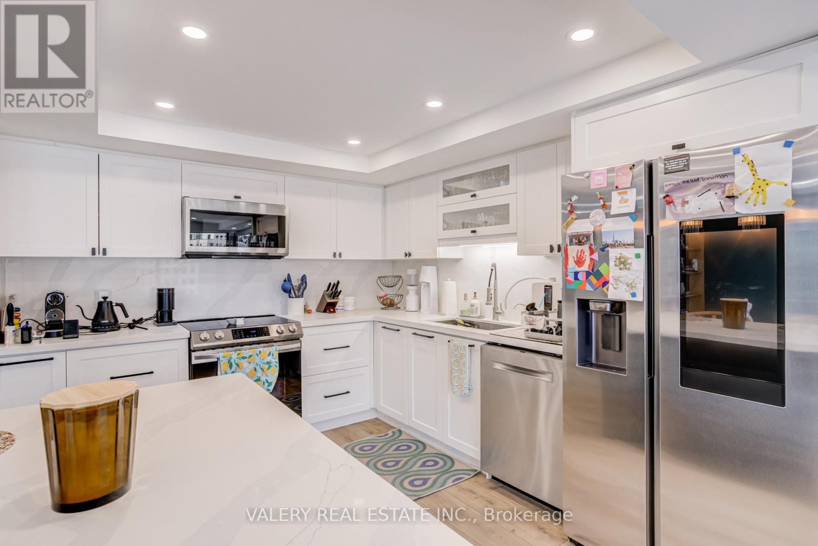 1913 - 55 Harbour Square, Toronto, Ontario  M5J 2L1 - Photo 14 - C12809712