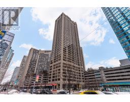 1913 - 55 HARBOUR SQUARE, Toronto, Ontario