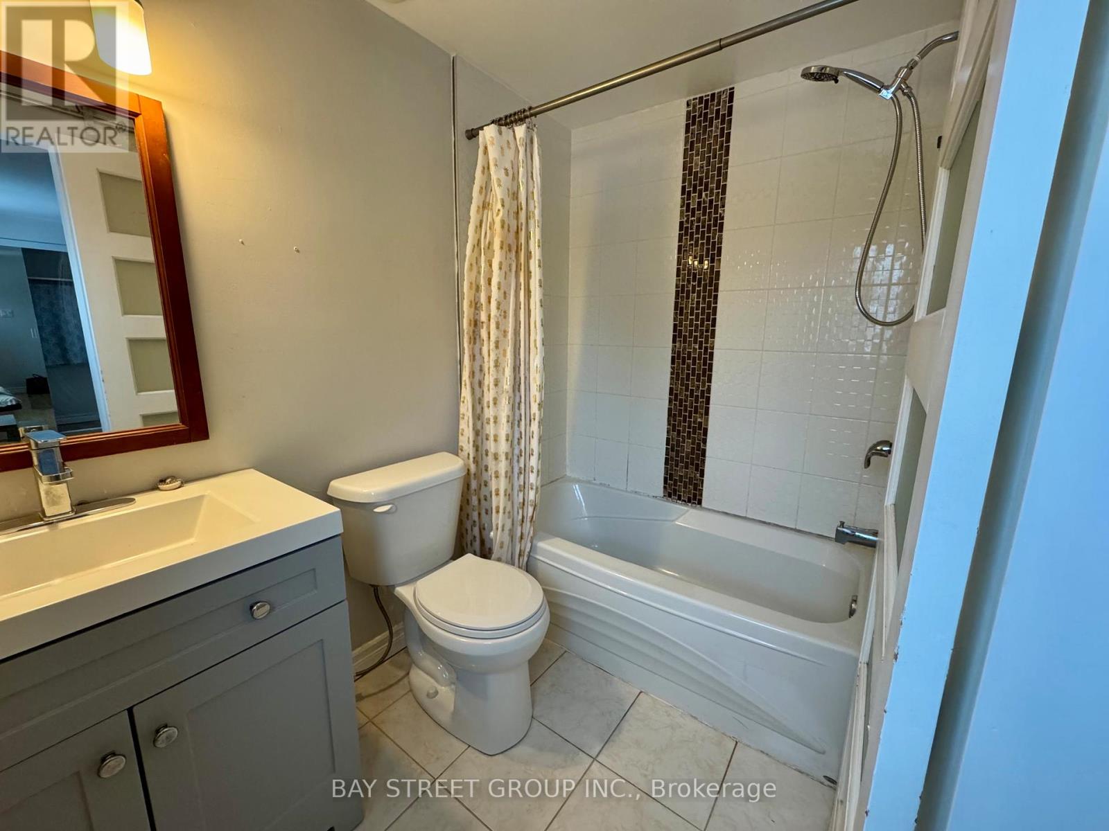 169 Glen Springs Drive, Toronto, Ontario  M1W 1Y1 - Photo 10 - E12809704