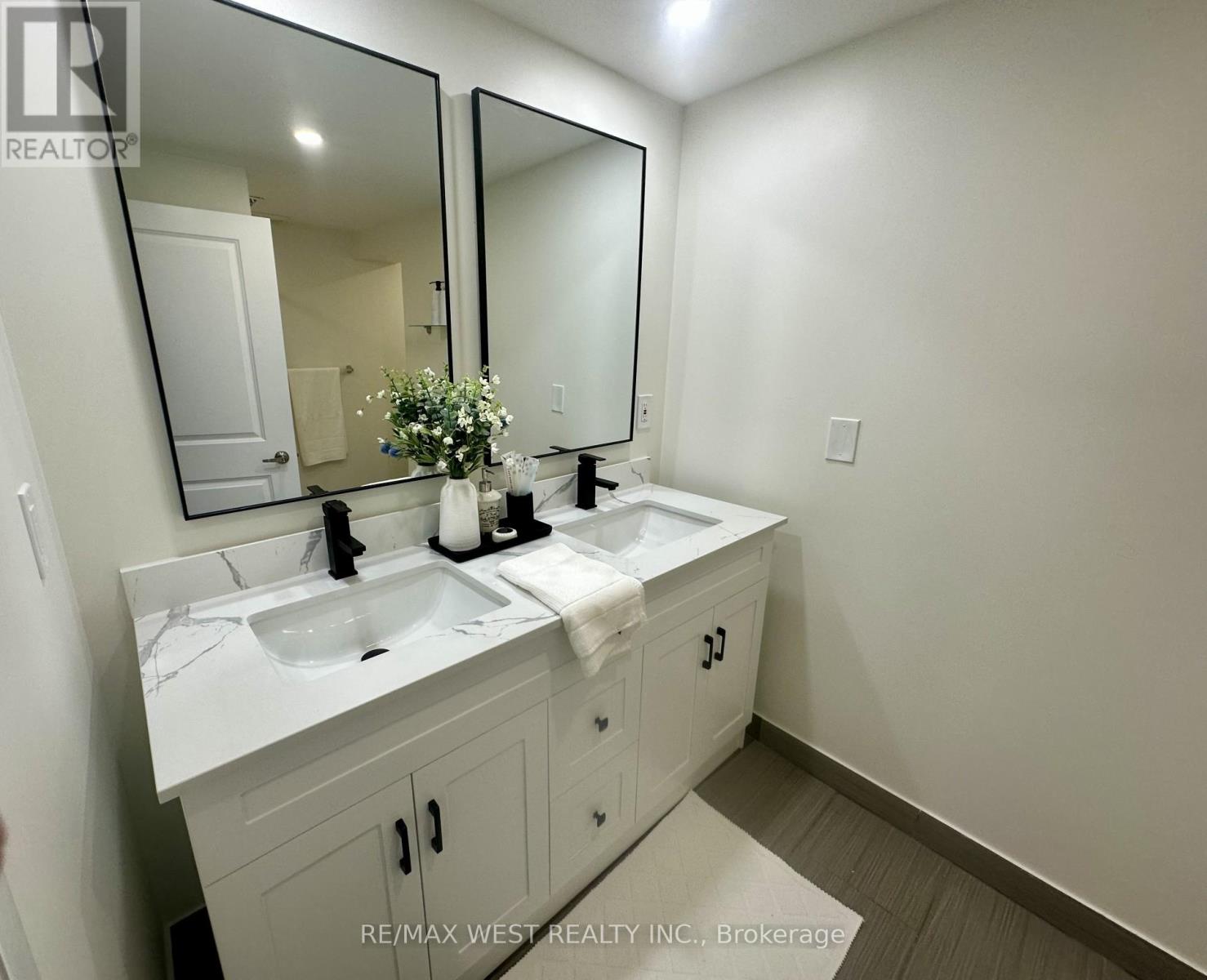 Basement - 544 Rustic Road, Toronto, Ontario  M6L 1Y1 - Photo 12 - W12809696